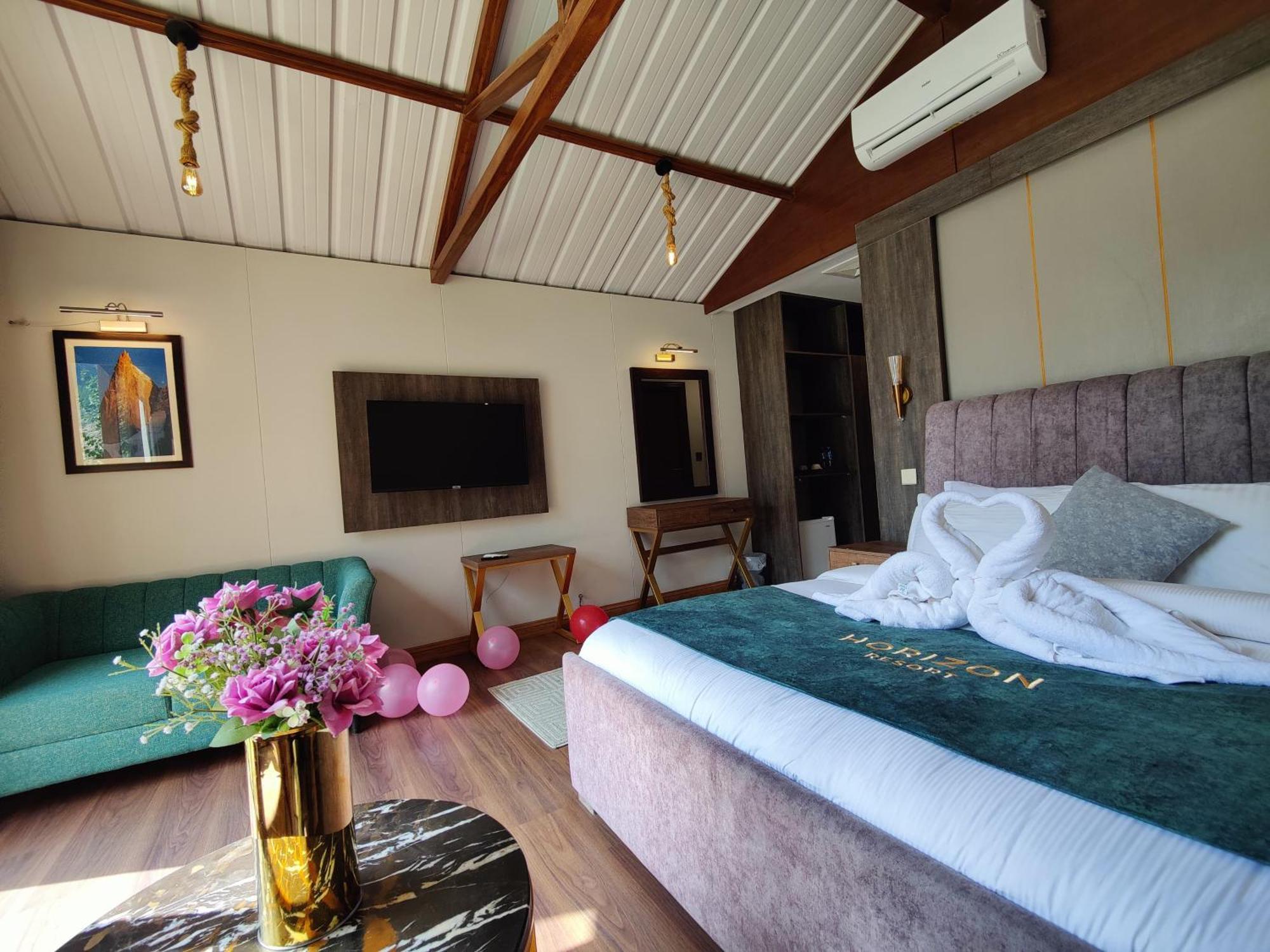 Horizon Resort Attabad Lake Hunza Karimabad  Kültér fotó